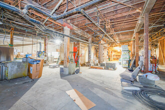 State Lofts in Seattle, WA - Building Photo - Interior Photo