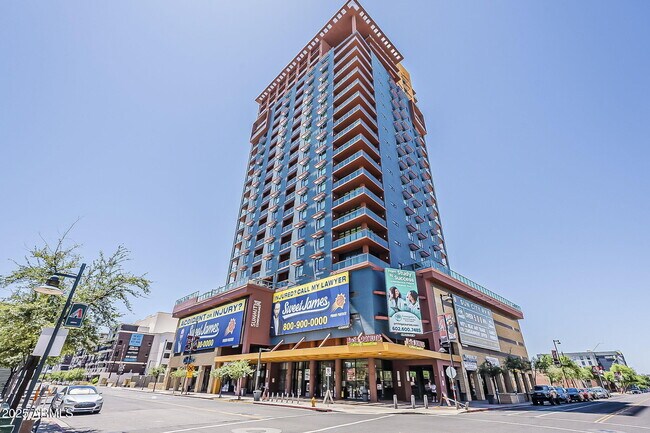 310 S 4th St in Phoenix, AZ - Building Photo - Building Photo