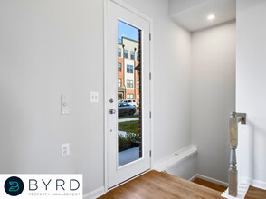 13288 Coalfield Station Ln in Midlothian, VA - Foto de edificio - Building Photo