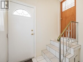 179 Livingstone Ave in Toronto, ON - Building Photo - Building Photo