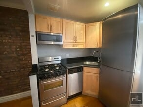 East 5th Street in New York, NY - Building Photo - Building Photo