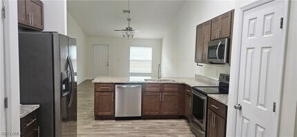 5004 24th St SW in Lehigh Acres, FL - Building Photo - Building Photo