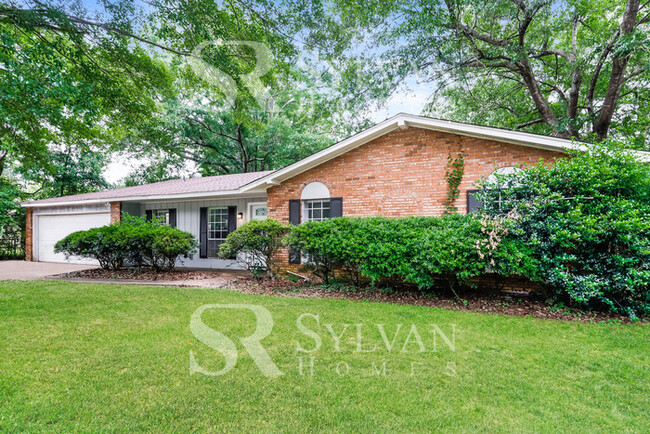 5865 E Sedgwick Ct in Jackson, MS - Building Photo - Building Photo