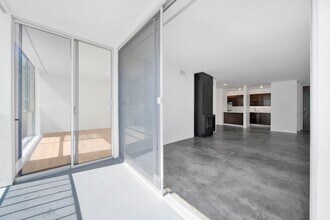 1147 N Clark St in West Hollywood, CA - Building Photo - Building Photo