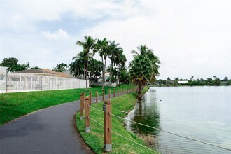 21900 SW 100th Pl in Cutler Bay, FL - Building Photo - Building Photo
