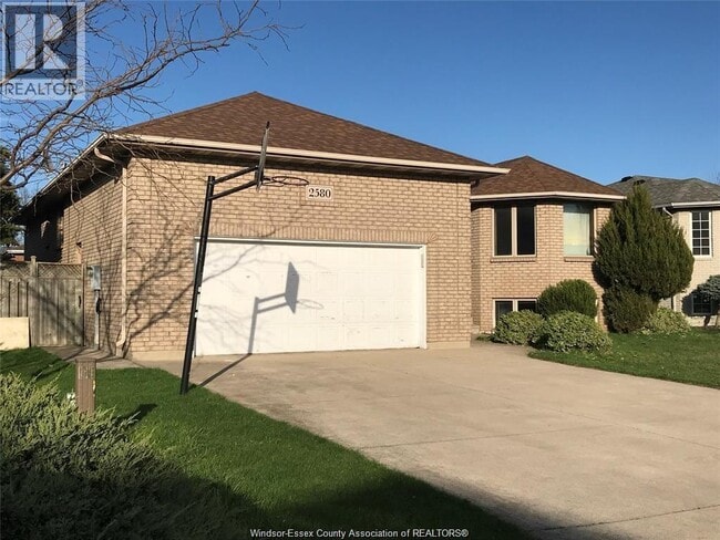 property at 2580 Northway Ave