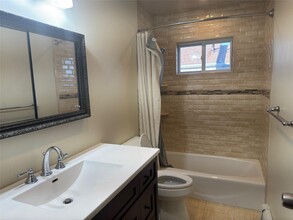 113 Maple Blvd in Long Beach, NY - Building Photo - Building Photo