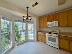 738 Heather Stone Loop in Glen Burnie, MD - Building Photo - Building Photo