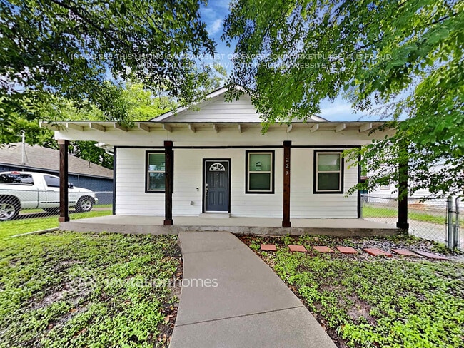 property at 227 W Suffolk Ave