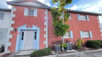 3060 George Mason Ave, Unit 10 in Winter Park, FL - Building Photo