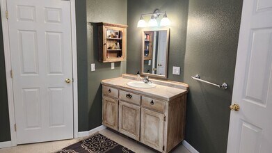 12474 Valley View Rd in Nevada City, CA - Building Photo - Building Photo