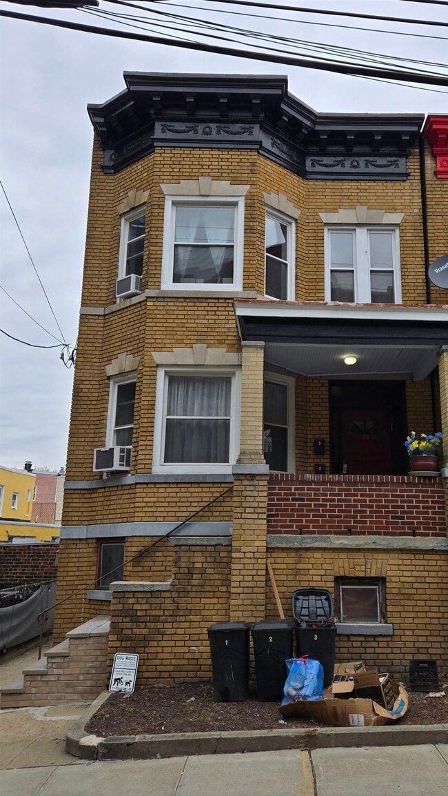 38 51st St in West New York, NJ - Building Photo - Building Photo