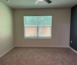 3132 Van Day Way in Crestview, FL - Building Photo - Building Photo