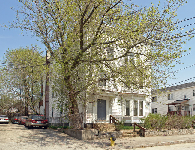 179 Blaine St in Manchester, NH - Building Photo - Building Photo