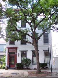 401 S Market St in Frederick, MD - Foto de edificio - Building Photo