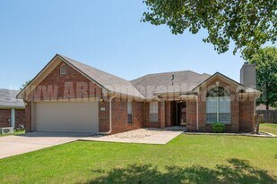 2765 Archer Ln in Conway, AR - Building Photo