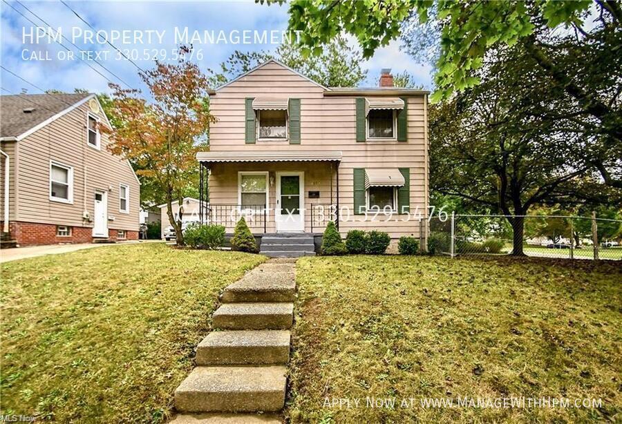 1699 Sunset Ave in Akron, OH - Building Photo