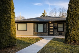 5270 N 57th St in Milwaukee, WI - Building Photo