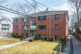 109 Oxford St in Arlington, MA - Building Photo