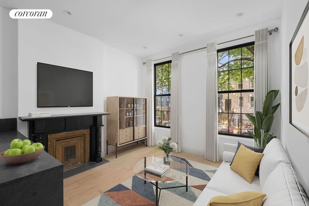 1242 Putnam Ave in Brooklyn, NY - Building Photo