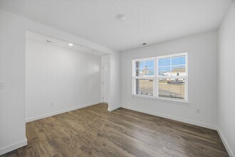 7740 Belhaven Ln in Knoxville, TN - Foto de edificio - Building Photo