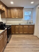 15 Ives St, Unit B in Blackstone, MA - Building Photo