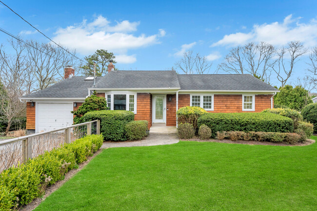 property at 8 Lovell Rd
