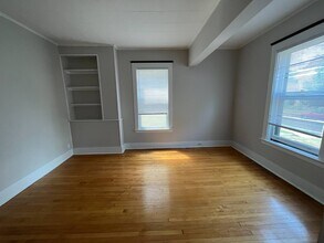 1084 Wendell Ave in Schenectady, NY - Building Photo - Building Photo