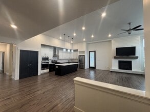 6153 W Poplar View Dr in South Jordan, UT - Building Photo - Building Photo