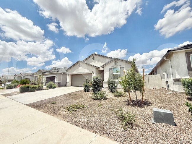 3246 W Sable Ave in Mesa, AZ - Building Photo - Building Photo