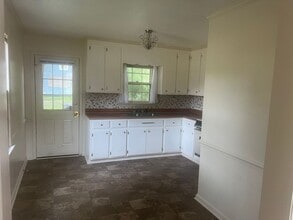 422 Cascade Ave in Rocky Mount, NC - Building Photo - Building Photo