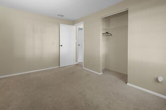 916 Fluvanna Rd in Newport News, VA - Building Photo - Building Photo