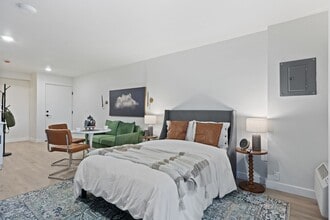 Westwater Village in Olympia, WA - Foto de edificio - Building Photo