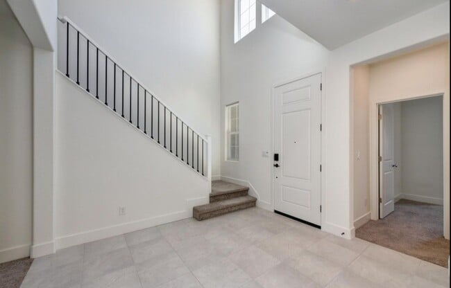 4656 Streambed Dr in Folsom, CA - Foto de edificio - Building Photo