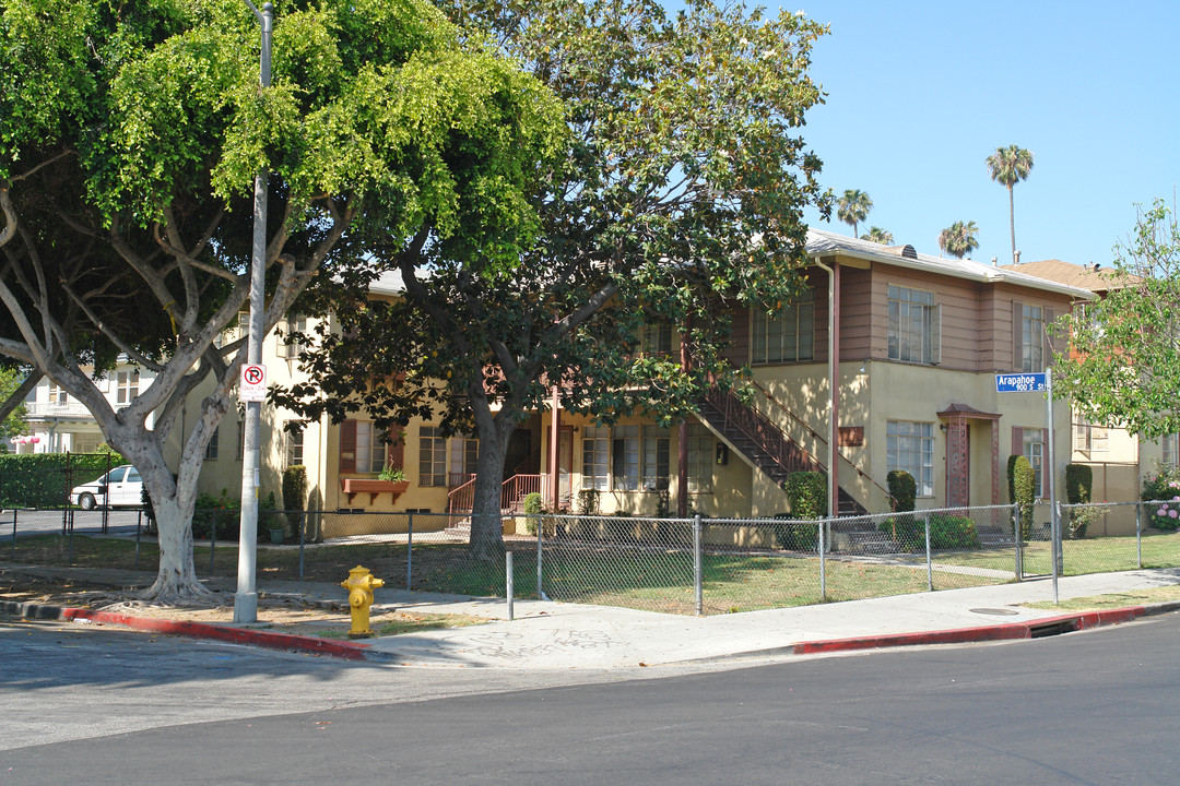 2650-2680 San Marino St in Los Angeles, CA - Foto de edificio