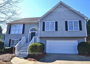 319 Chesapeake Ridge in Woodstock, GA - Building Photo