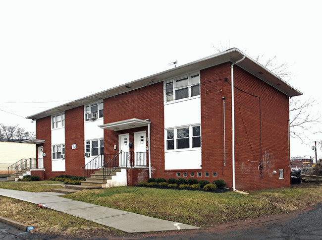 308 Columbus Pl in New Brunswick, NJ - Building Photo - Building Photo