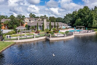 Residences at Sabal Point in Longwood, FL - Building Photo - Building Photo
