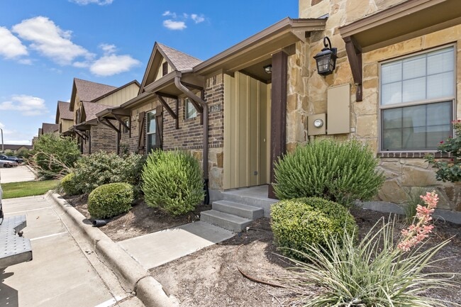 429 Baby Bear Dr in College Station, TX - Building Photo - Building Photo