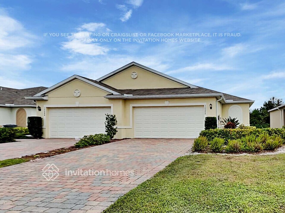 10688 Crossback Ln in Lehigh Acres, FL - Building Photo