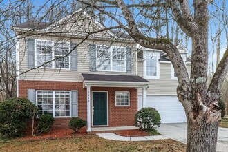 1469 Mandy Pl Ct in Charlotte, NC - Foto de edificio - Building Photo