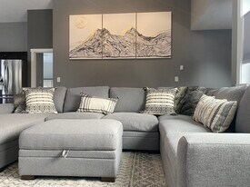 9442 Patricia Plz in Juneau, AK - Building Photo