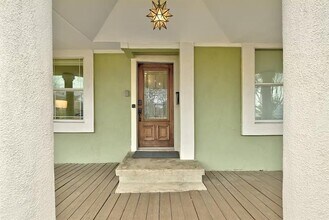 2952 Higgins St in Austin, TX - Foto de edificio - Building Photo