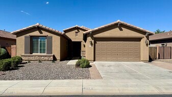 1124 W Fir Tree Rd in San Tan Valley, AZ - Building Photo
