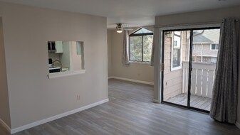 4301 S Andes Way in Aurora, CO - Building Photo