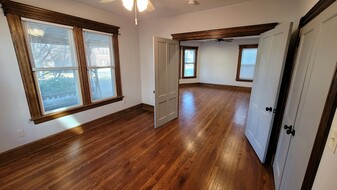 57 Oxford St, Unit Apt A in Hartford, CT - Building Photo - Building Photo