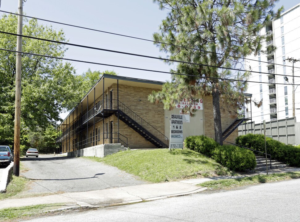 Deauville Apartments in Memphis, TN - Foto de edificio