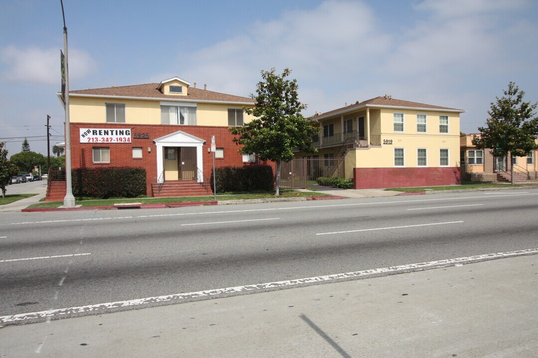 5919 Crenshaw Blvd in Los Angeles, CA - Building Photo