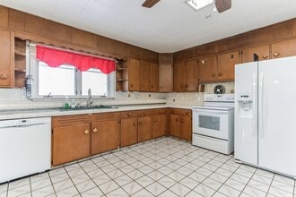 512 Elizabeth Dr in Eagleville, PA - Building Photo - Building Photo