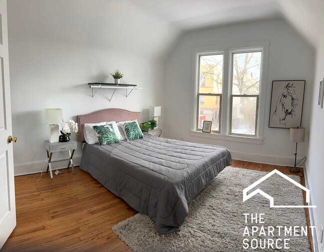 property at 1820 N Kedvale Ave